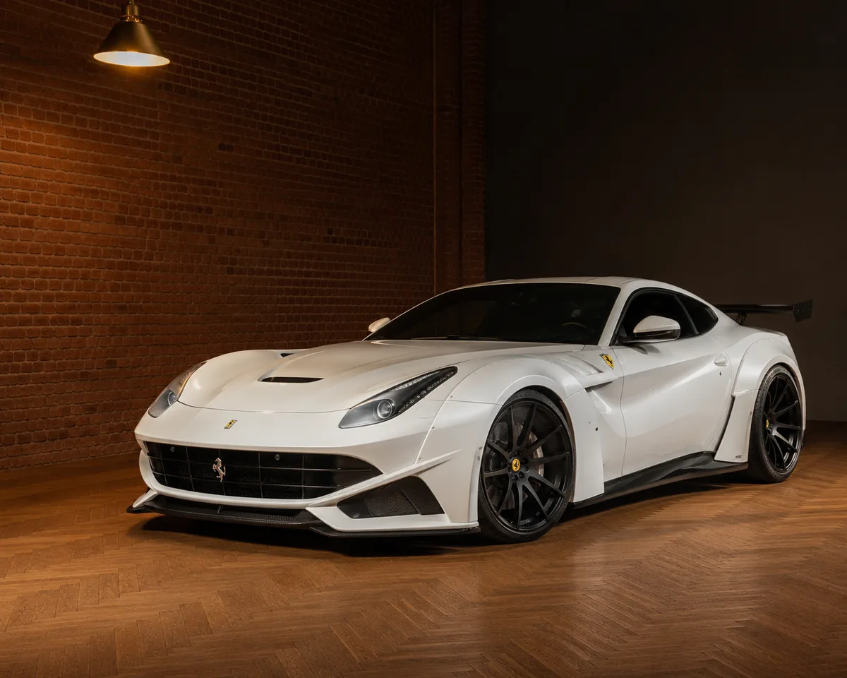 FERRARI F12 — Sportwagen aus der Prestige Selections Kollektion in Freiburg